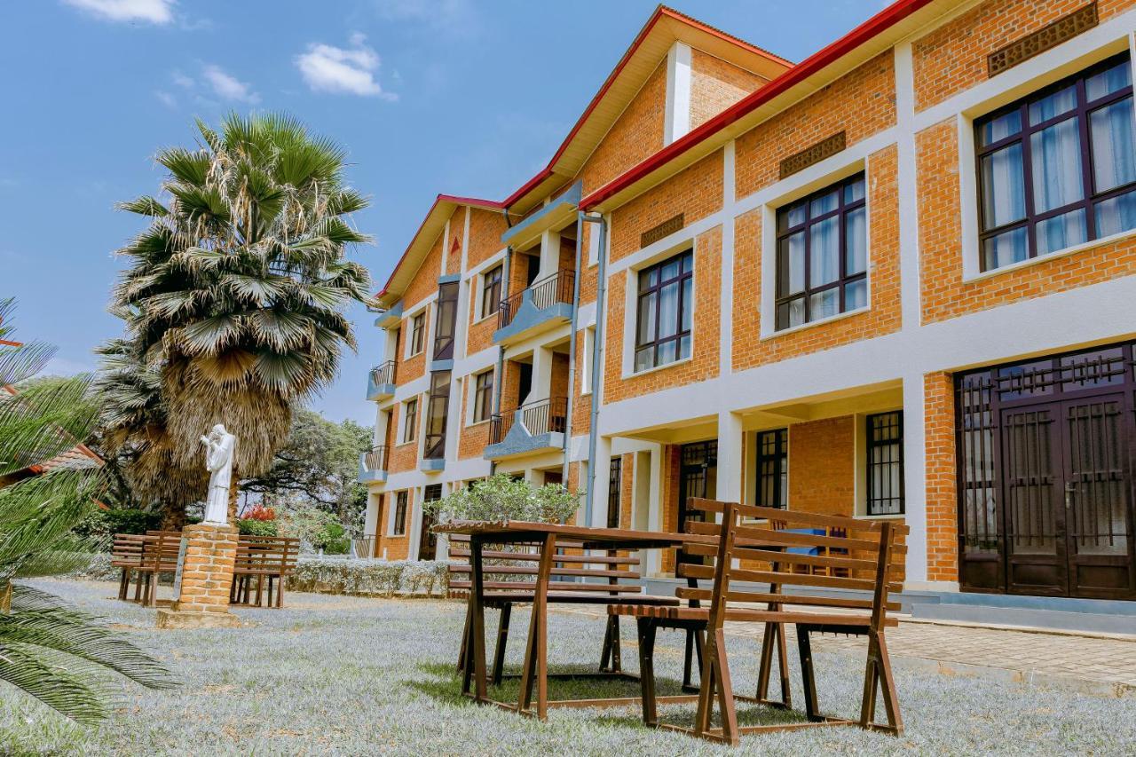 Centre Saint Vincent Pallotti คิกาลี ภายนอก รูปภาพ